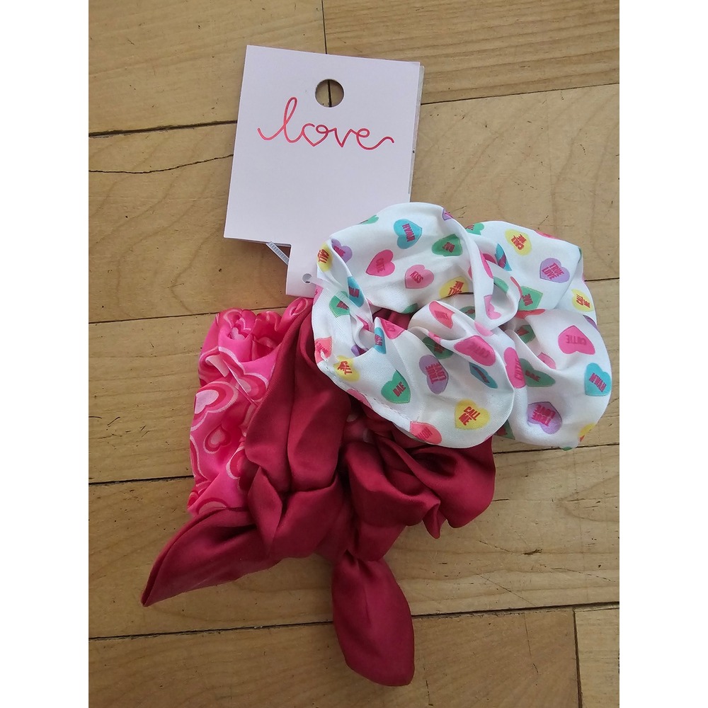 Love Target Kids Valentines Day Scrunchies 3 Pack Hearts Pink Fuchsia Twisters